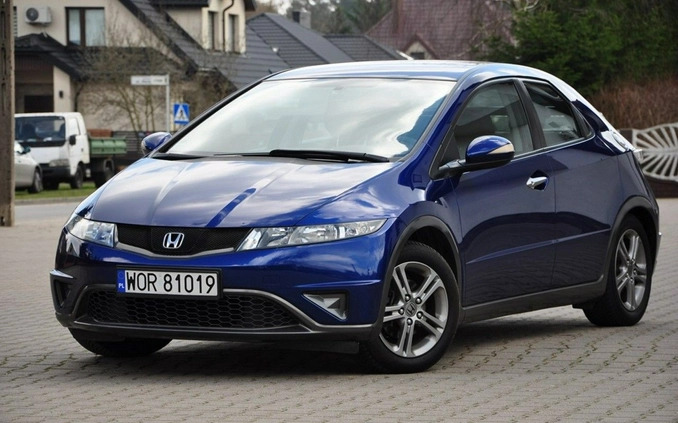 Honda Civic cena 29900 przebieg: 167000, rok produkcji 2011 z Siewierz małe 704